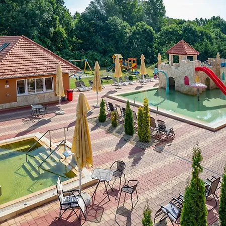 Termal Vesta Hotel Tapioszecso