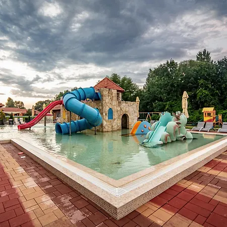 Hotel Termal Vesta Tapioszecso